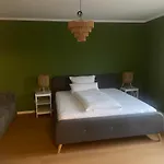 Am Seeburgersee 100 Meter Zum Wasser Appartement Niederdorla