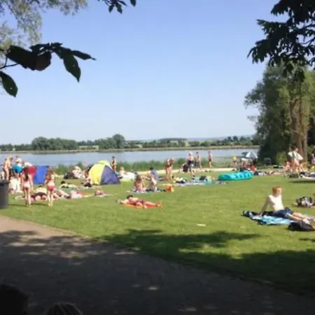 Am Seeburgersee 100 Meter Zum Wasser